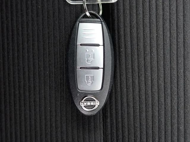 ノート(ニッサン)の車両写真