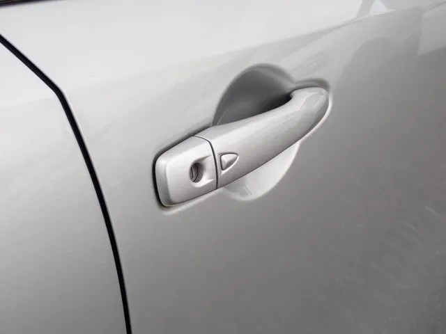 ノート(ニッサン)の車両写真