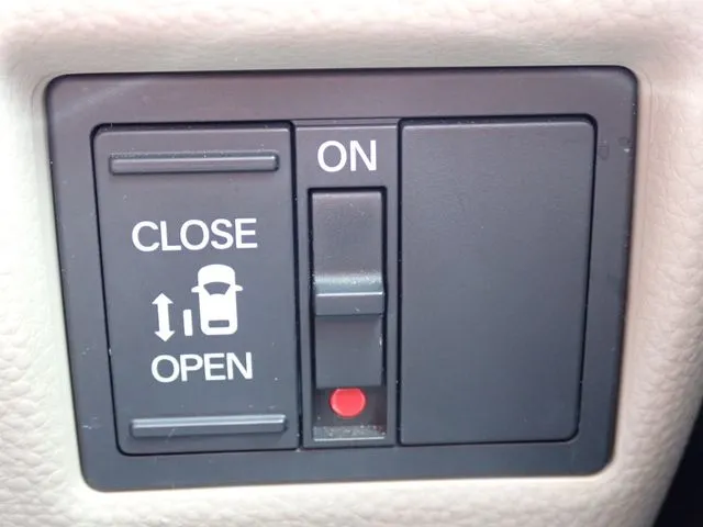 Ｎ　ＢＯＸ（ホンダ）の車両写真