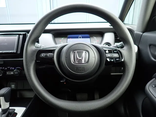 フィット e:HEV(ホンダ)の車両写真
