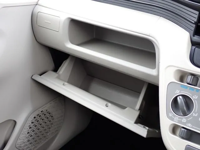 ムーヴ(ダイハツ)の車両写真