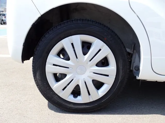 タント(ダイハツ)の車両写真