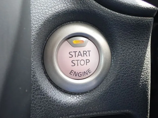 ノート(ニッサン)の車両写真
