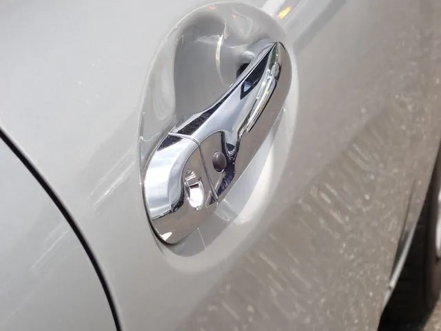 ノート(ニッサン)の車両写真