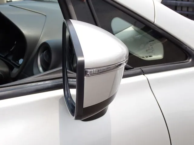 ノート(ニッサン)の車両写真