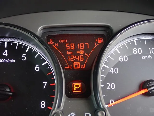 ノート(ニッサン)の車両写真