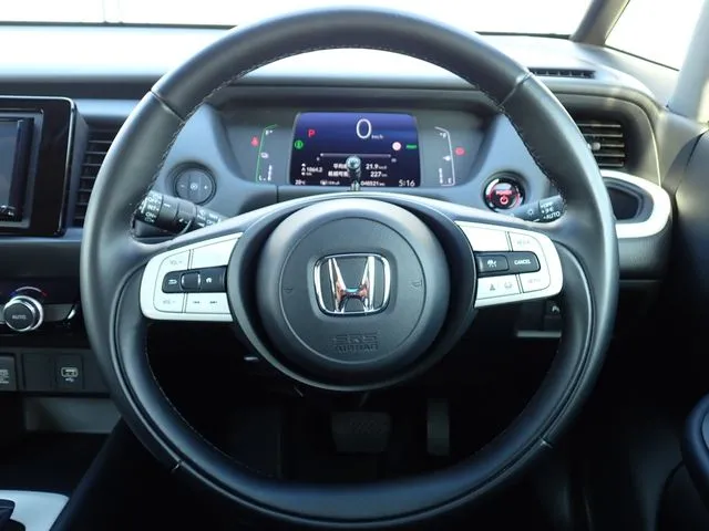 フィット e:HEV(ホンダ)の車両写真
