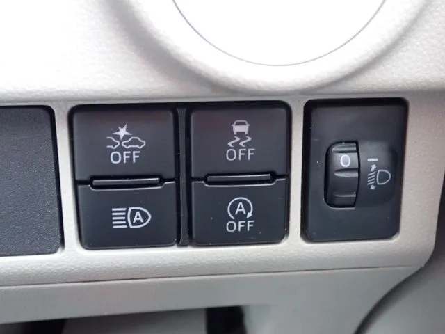 ムーヴ(ダイハツ)の車両写真