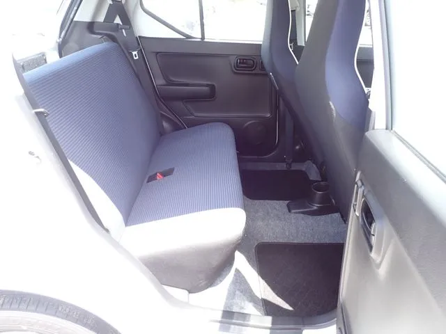 アルト　４ＷＤ（スズキ）の車両写真