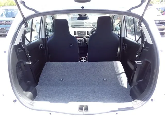 アルト　４ＷＤ（スズキ）の車両写真