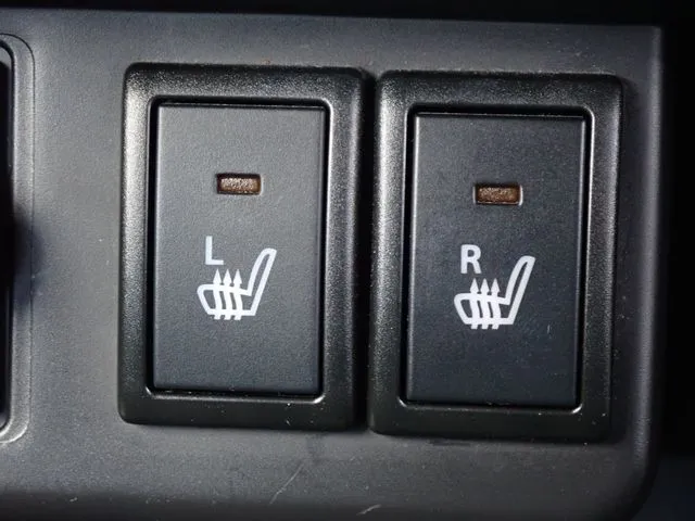 アルト 4WD(スズキ)の車両写真