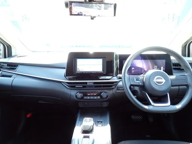 ノート（ニッサン）の車両写真