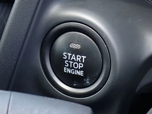 MAZDA2(マツダ)の車両写真