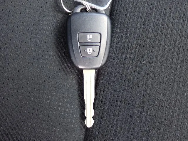 カローラアクシオ(トヨタ)の車両写真