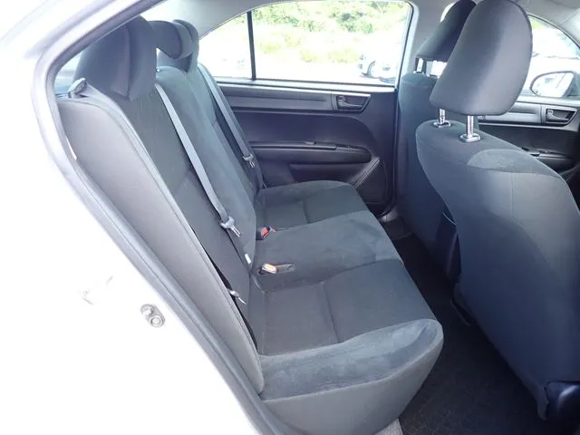 カローラアクシオ(トヨタ)の車両写真