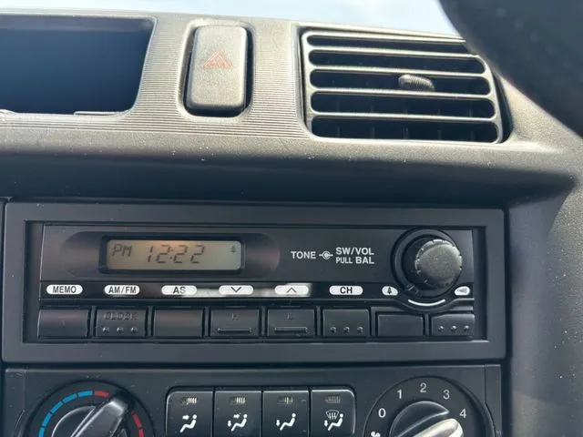 マツダ　ボンゴバン　１．１５ｔ　２ＷＤ