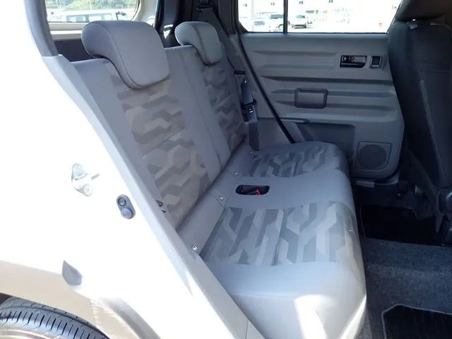 タフト(ダイハツ)の車両写真