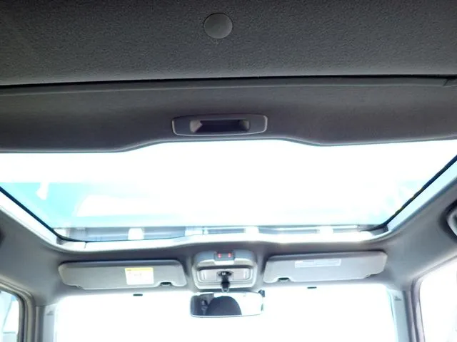 タフト(ダイハツ)の車両写真