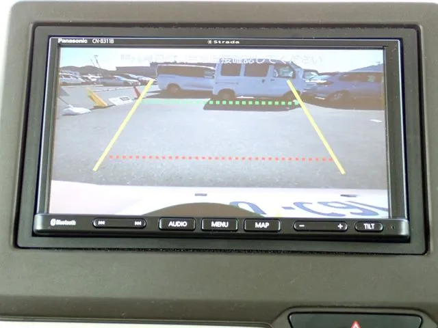 N BOX(ホンダ)の車両写真