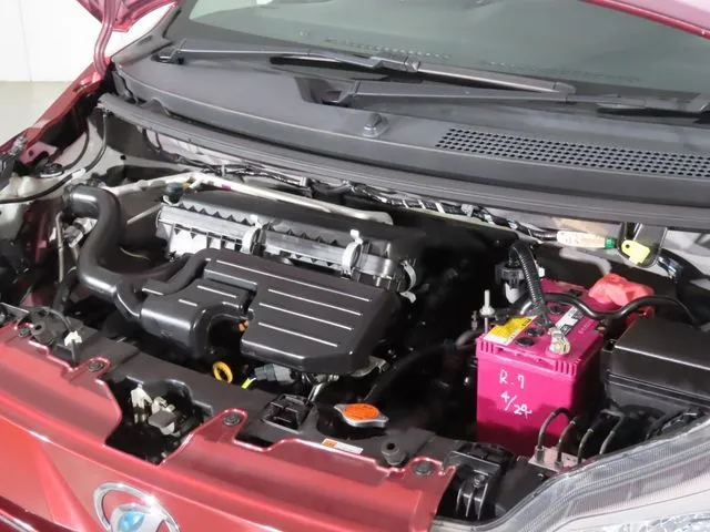 ミラ　イース（ダイハツ）の車両写真