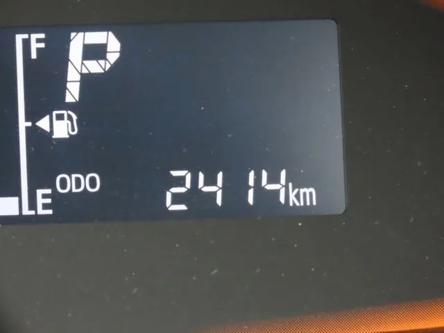 ミラ　イース（ダイハツ）の車両写真
