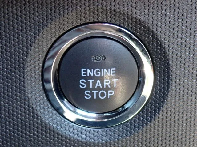 タフト（ダイハツ）の車両写真