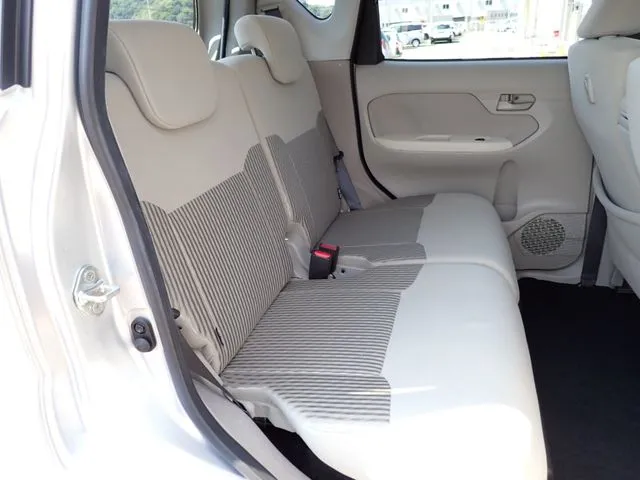 ムーヴ(ダイハツ)の車両写真