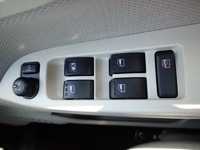 ムーヴ(ダイハツ)の車両写真
