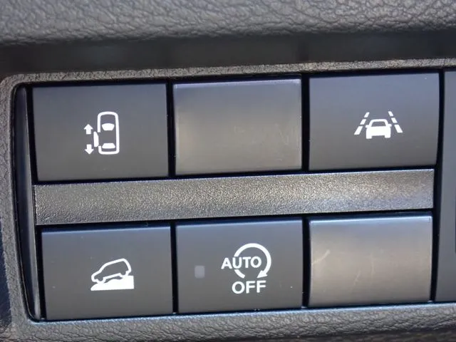 eKクロス スペース(ミツビシ)の車両写真