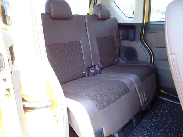 eKクロス スペース(ミツビシ)の車両写真