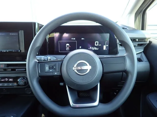 ノート（ニッサン）の車両写真
