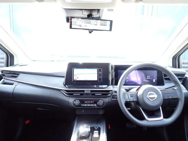 ノート(ニッサン)の車両写真