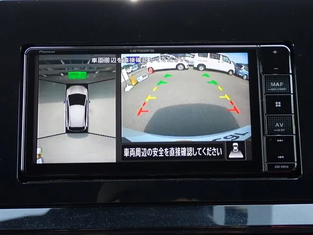 ノート(ニッサン)の車両写真