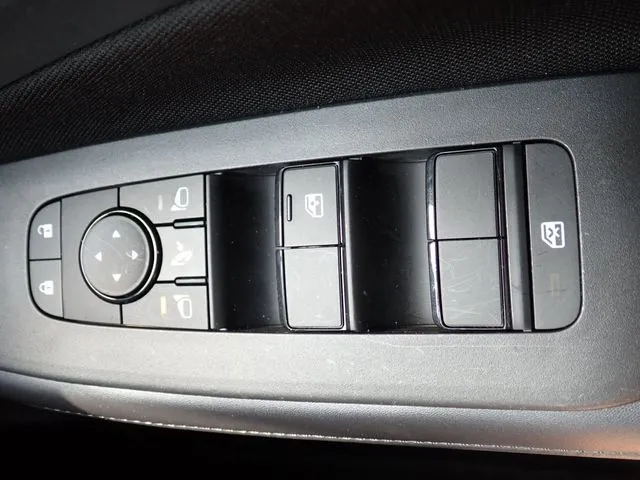 ノート(ニッサン)の車両写真