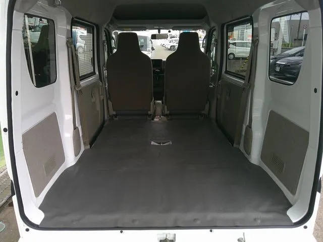 スズキ エブリイバン 4WD