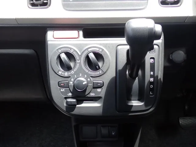 アルト(スズキ)の車両写真