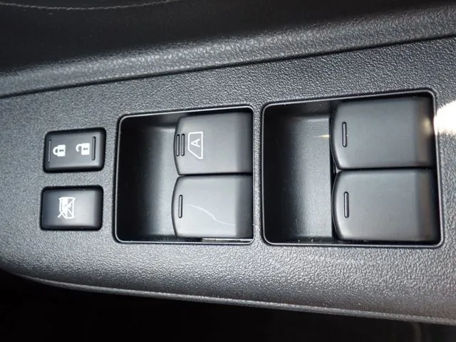 マーチ(ニッサン)の車両写真