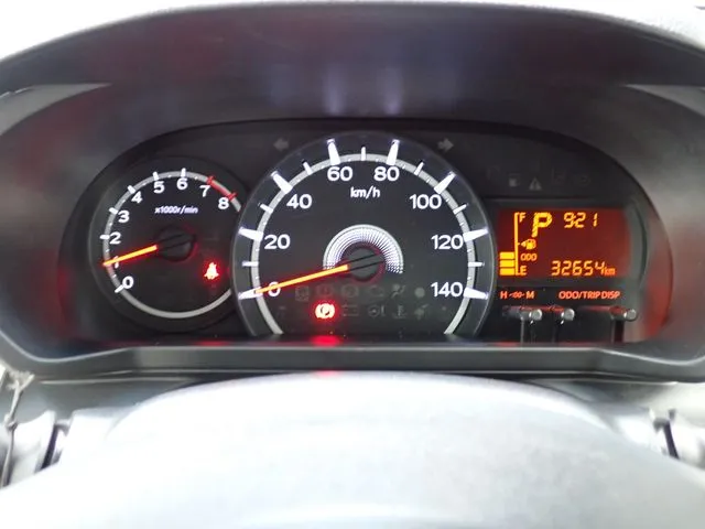 ムーヴ(ダイハツ)の車両写真