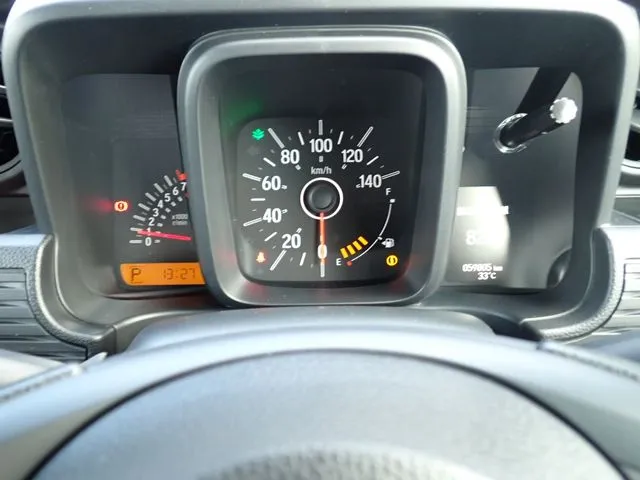 N-VAN(ホンダ)の車両写真