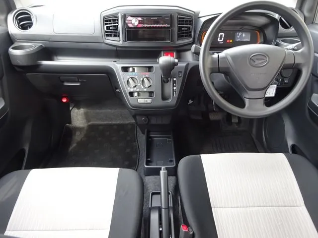 ミラ　イース（ダイハツ）の車両写真