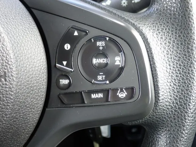 N-VAN(ホンダ)の車両写真