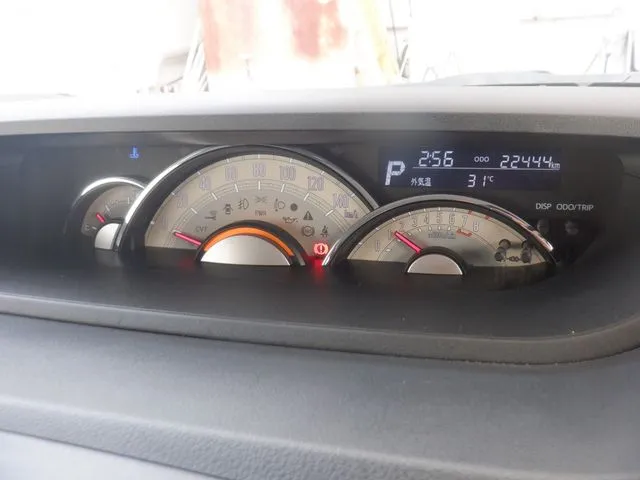 ムーヴ　キャンバス（ダイハツ）の車両写真