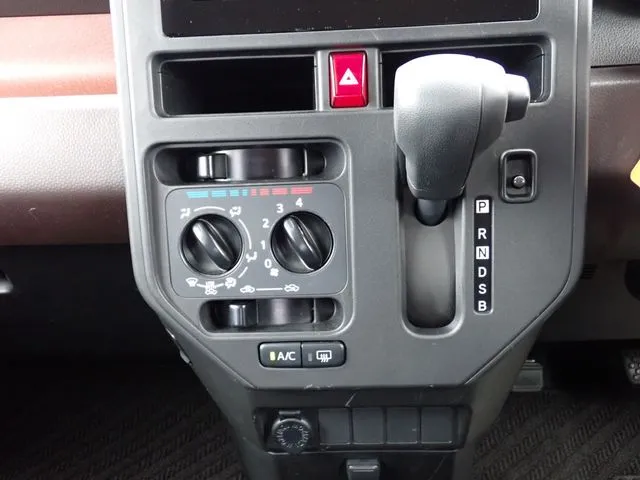 タンク(トヨタ)の車両写真
