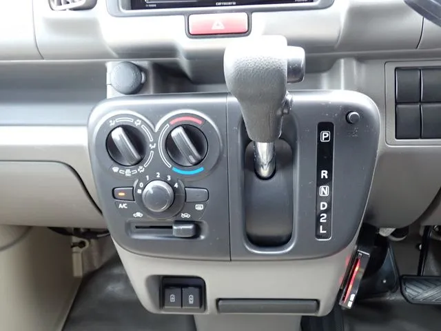 エブリイバン(スズキ)の車両写真