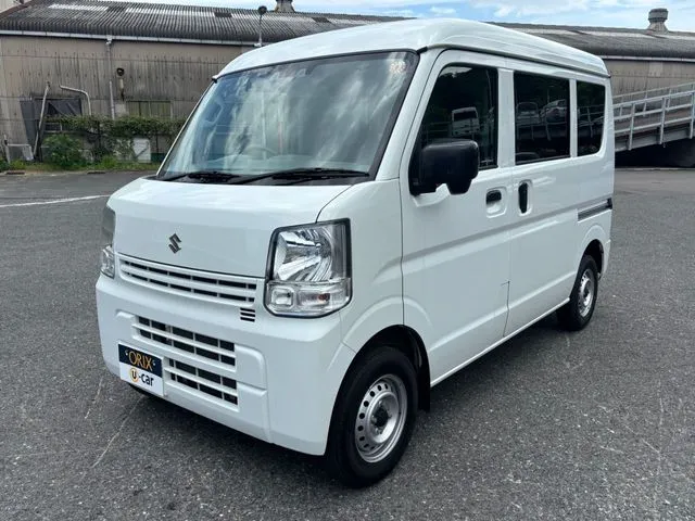 エブリイバン（スズキ）の車両写真