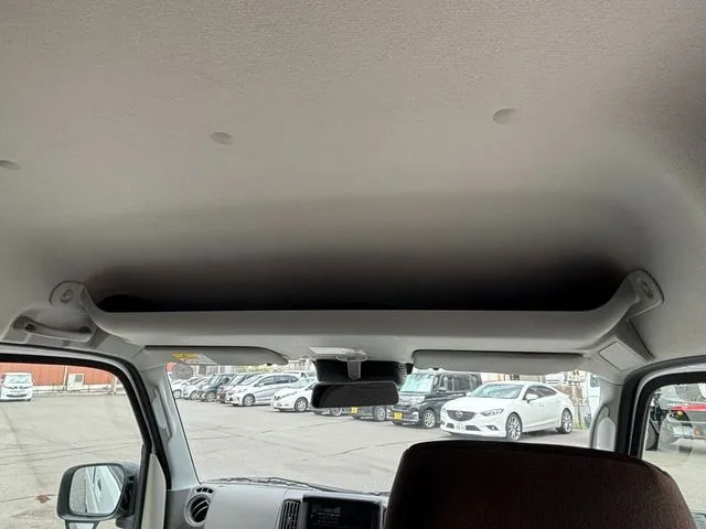 エブリイバン（スズキ）の車両写真