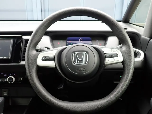 フィット e:HEV(ホンダ)の車両写真