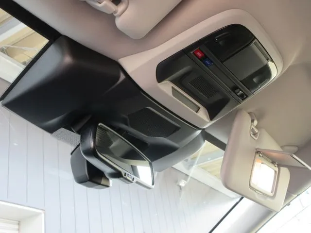 レヴォーグ（スバル）の車両写真