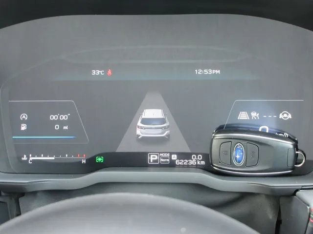 レヴォーグ（スバル）の車両写真