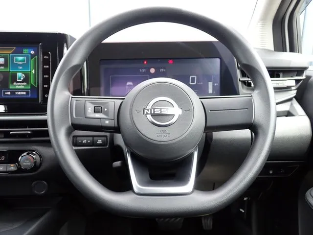 ノート（ニッサン）の車両写真